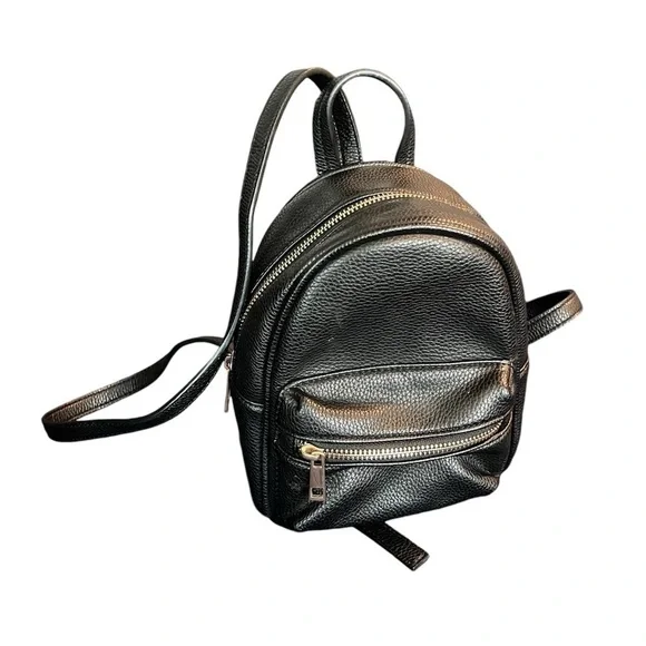 Black mini Forever 21 backpack - Picture 3 of 4